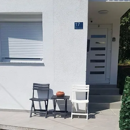 Appartement Izola 2! Modern In The Heart Of