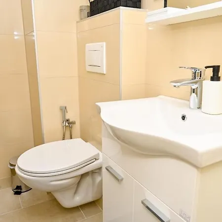 Izola 2! Modern In The Heart Of Appartement *