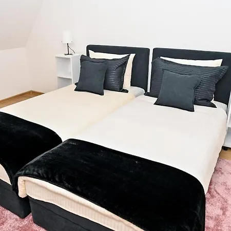 Izola 2! Modern In The Heart Of Appartement Jajce
