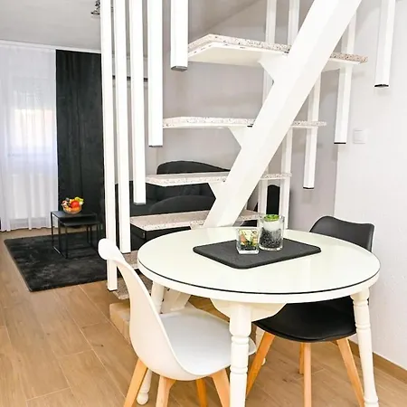 Izola 2! Modern In The Heart Of Appartement *